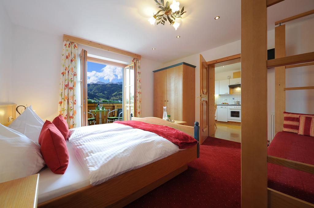 Pension Hochkoenigblick Sankt Johann im Pongau Bagian luar foto